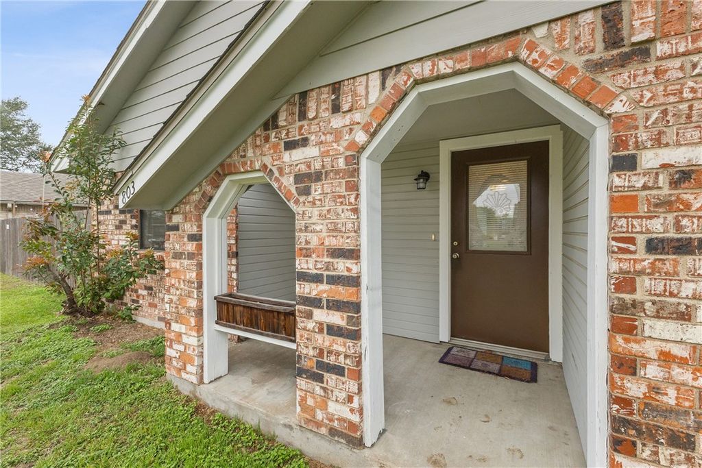 Photo of 803 Camellia Court, College Station, TX 77840 (MLS # 26002962)