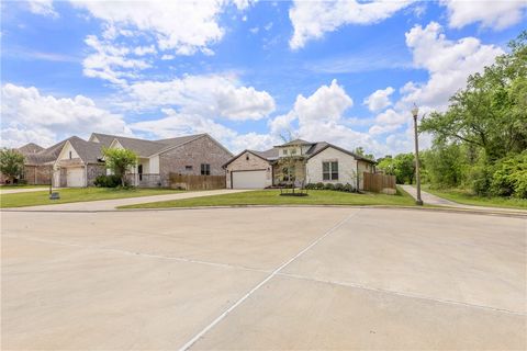 Tiny photo for 3511 Wildwood Court, Bryan, TX 77808 (MLS # 26004501)