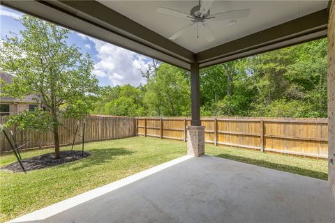 Tiny photo for 3511 Wildwood Court, Bryan, TX 77808 (MLS # 26004501)