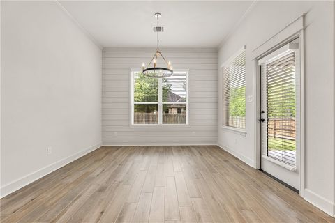 Tiny photo for 3511 Wildwood Court, Bryan, TX 77808 (MLS # 26004501)