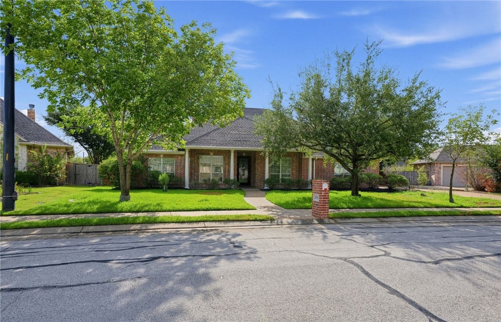 Photo of 904 Crooked Stick, College Station, TX 77845 (MLS # 26011247)