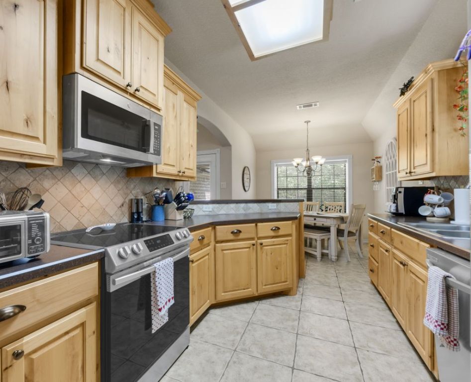 College Station, Texas 77845, United States, 3 Bedrooms Bedrooms, ,3 BathroomsBathrooms,Residential,Active,96935