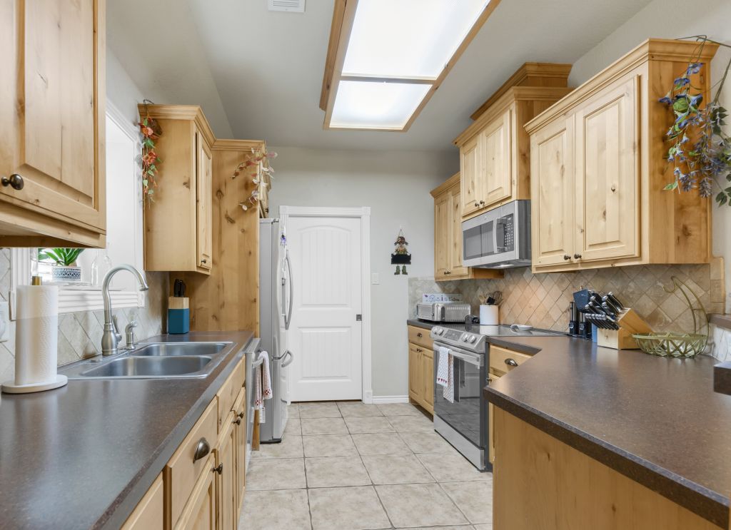 College Station, Texas 77845, United States, 3 Bedrooms Bedrooms, ,3 BathroomsBathrooms,Residential,Active,96935