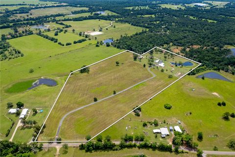 Photo of 13193 County Road 499, Normangee, TX 77871 (MLS # 26005677)
