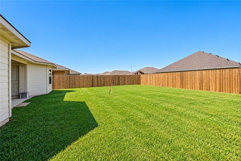 Tiny photo for 2022 Chief Street, Bryan, TX 77807 (MLS # 26012569)