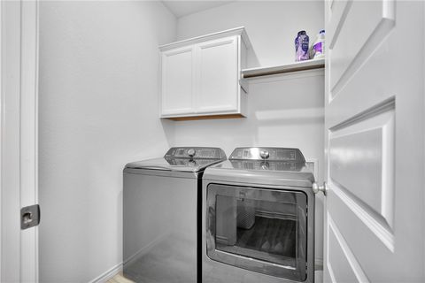 Tiny photo for 1908 Meridian Court, Bryan, TX 77807 (MLS # 26000687)