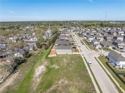 Tiny photo for 943 Harper Lane, Bryan, TX 77803 (MLS # 26003154)