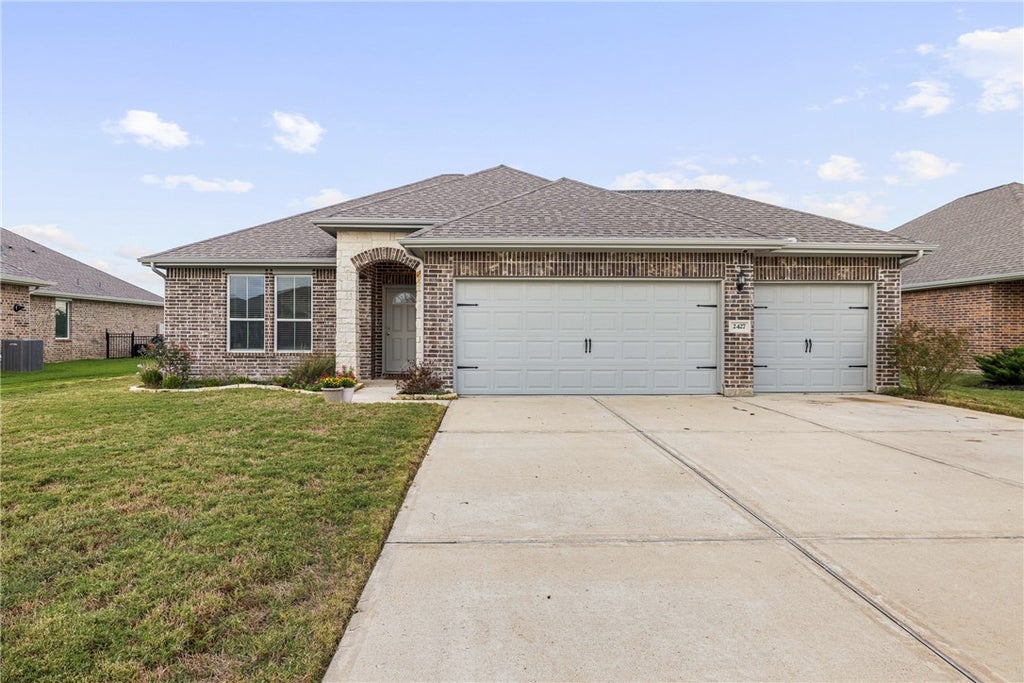 Photo of 2427 Three Wood Way, Navasota, TX 77868 (MLS # 26012464)