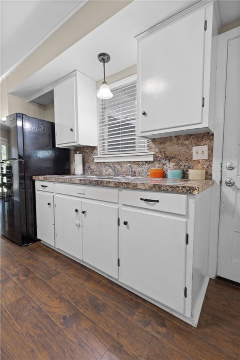 Tiny photo for 508 Victoria Avenue, Navasota, TX 77868 (MLS # 26004490)