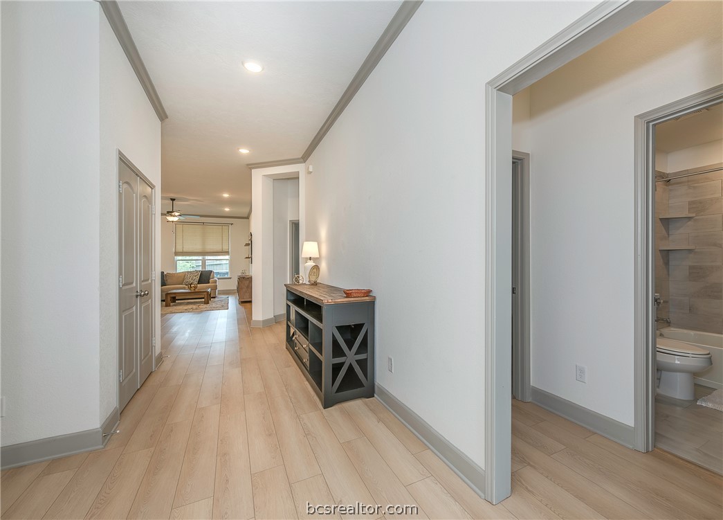Picture for the property 26006675, 4 beds, 3 baths