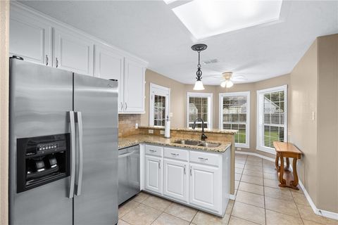 Tiny photo for 813 Woodson Drive, Caldwell, TX 77836 (MLS # 26000325)