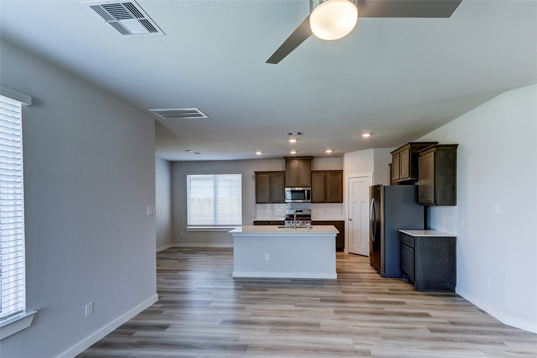 College Station, Texas 77845, United States, 3 Bedrooms Bedrooms, ,3 BathroomsBathrooms,Residential,Active,21288