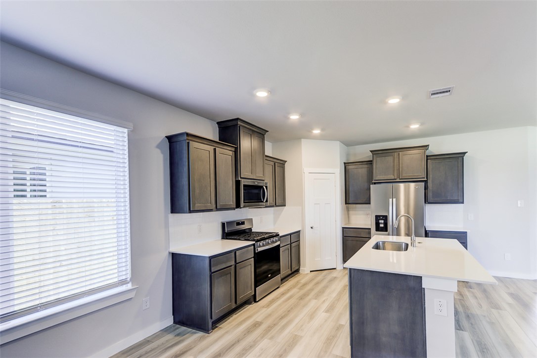 College Station, Texas 77845, United States, 3 Bedrooms Bedrooms, ,3 BathroomsBathrooms,Residential,Active,21288