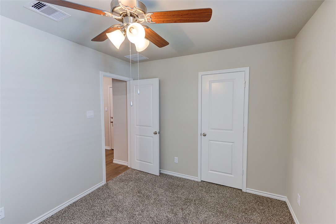 College Station, Texas 77845, United States, 4 Bedrooms Bedrooms, ,3 BathroomsBathrooms,Residential,Pending,27461