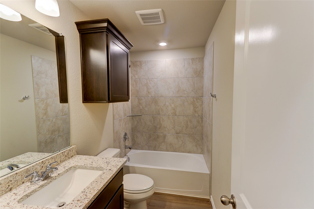 College Station, Texas 77845, United States, 4 Bedrooms Bedrooms, ,3 BathroomsBathrooms,Residential,Pending,27461