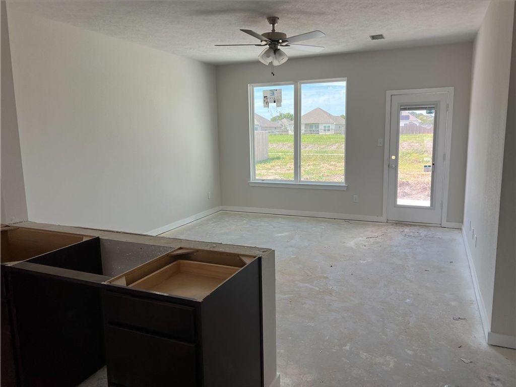 Photo of 341 Harvest Lake Drive, Snook, TX 77878 (MLS # 25010378)