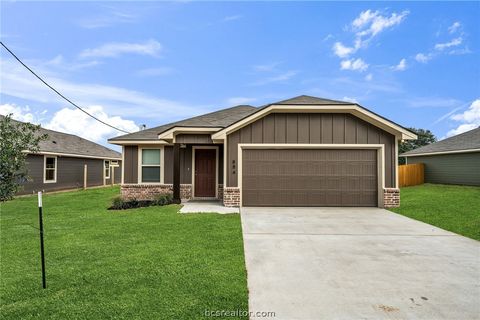 Photo of 1641 Lucky Street, Bryan, TX 77803 (MLS # 26003180)