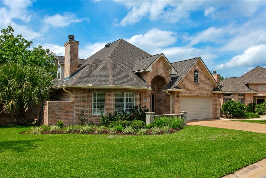 Photo of 922 Grand Oaks Circle, College Station, TX 77840 (MLS # 26005399)