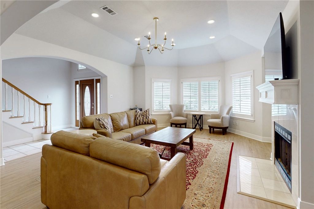 Photo of 922 Grand Oaks Circle, College Station, TX 77840 (MLS # 26005399)
