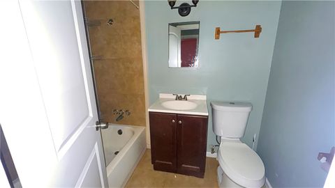 Tiny photo for 805 Avenue L, Conroe, TX 77301 (MLS # 26005499)