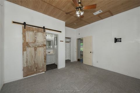 Tiny photo for 506 N Hill ST St, Caldwell, TX 77836 (MLS # 26005827)