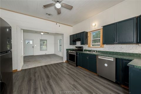 Tiny photo for 506 N Hill ST St, Caldwell, TX 77836 (MLS # 26005827)