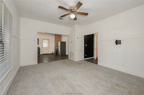 Tiny photo for 506 N Hill ST St, Caldwell, TX 77836 (MLS # 26005827)