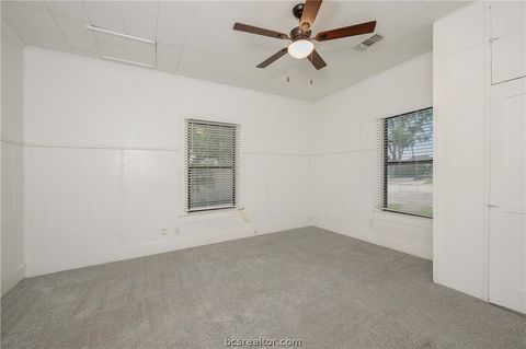 Tiny photo for 506 N Hill ST St, Caldwell, TX 77836 (MLS # 26005827)