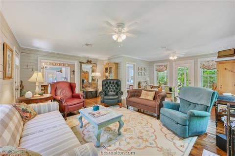 Tiny photo for 733 Eagle Pass Street, Bryan, TX 77802 (MLS # 26009174)