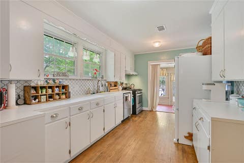 Tiny photo for 733 Eagle Pass Street, Bryan, TX 77802 (MLS # 26009174)