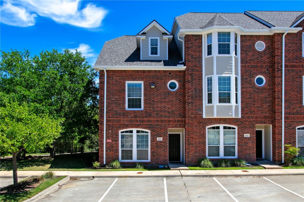Photo of 305 Holleman Drive E #1701, College Station, TX 77840 (MLS # 26004315)