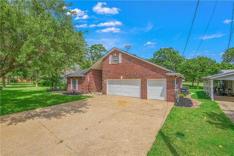 Tiny photo for 7 Hickory Ridge Lane, Hilltop Lakes, TX 77871 (MLS # 26005261)