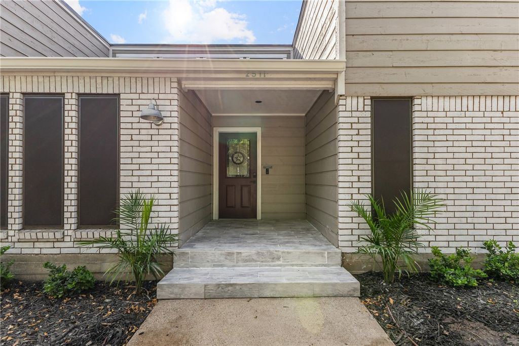 Photo of 2511 Arbor Drive, Bryan, TX 77802 (MLS # 25011927)
