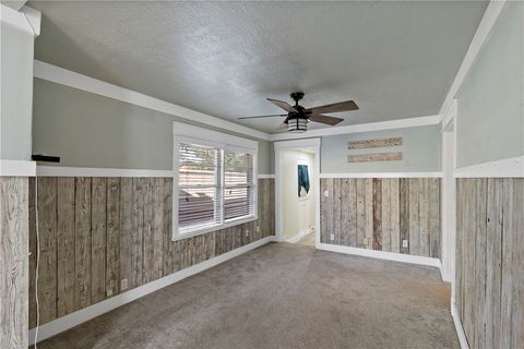 Tiny photo for 606 W Alligator Street, Caldwell, TX 77836 (MLS # 26000063)