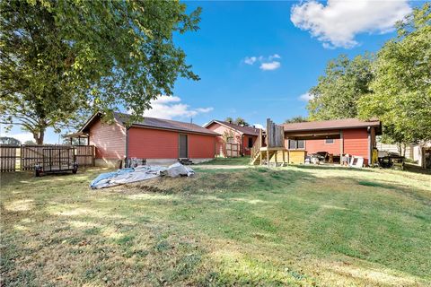 Tiny photo for 606 W Alligator Street, Caldwell, TX 77836 (MLS # 26000063)