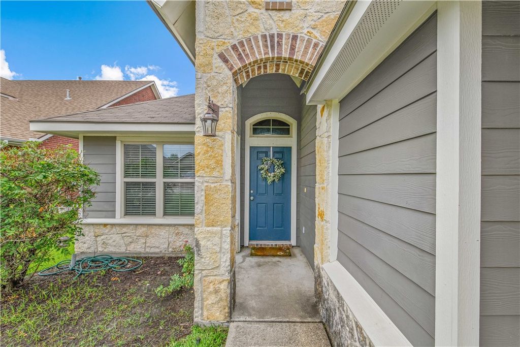 Photo of 3014 Positano Loop, Bryan, TX 77808 (MLS # 26006218)