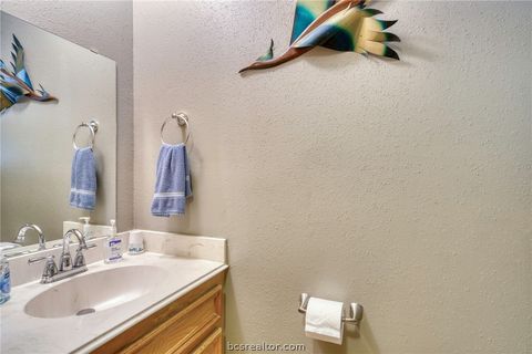 Tiny photo for 5350 Wiseman Road, Midway, TX 75852 (MLS # 26006496)