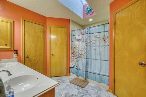 Tiny photo for 5350 Wiseman Road, Midway, TX 75852 (MLS # 26006496)