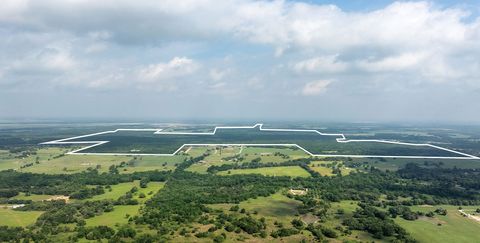 +/- 1600 AC FM 979 Franklin TX 77856