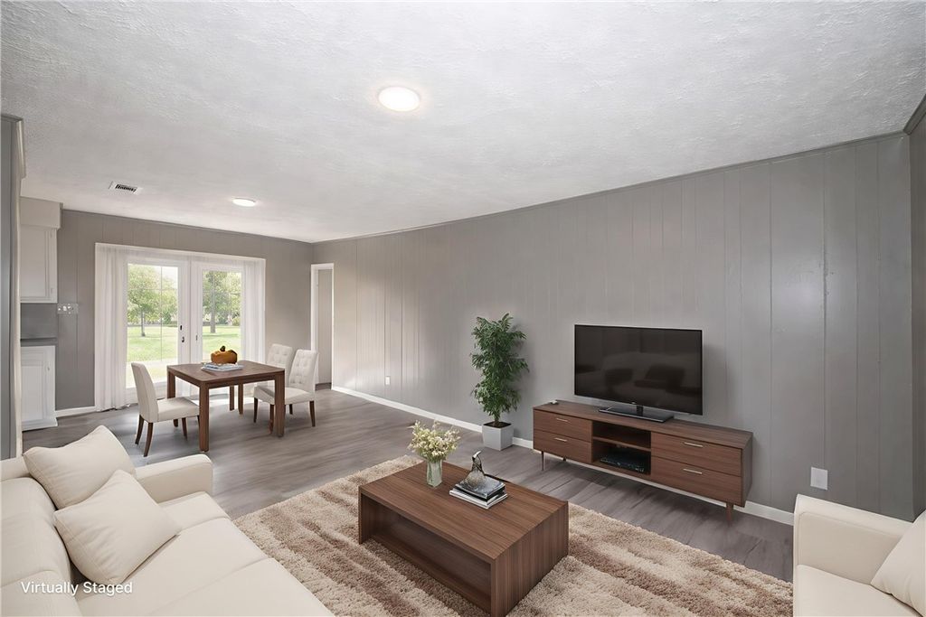 Photo of 410 S Temple Street, Caldwell, TX 77836 (MLS # 26001423)