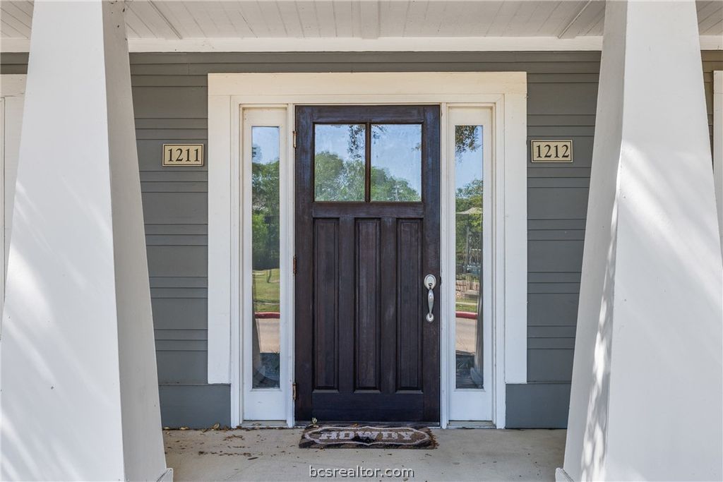 Photo of 1725 Harvey Mitchell Parkway S #1211, College Station, TX 77840 (MLS # 26003940)