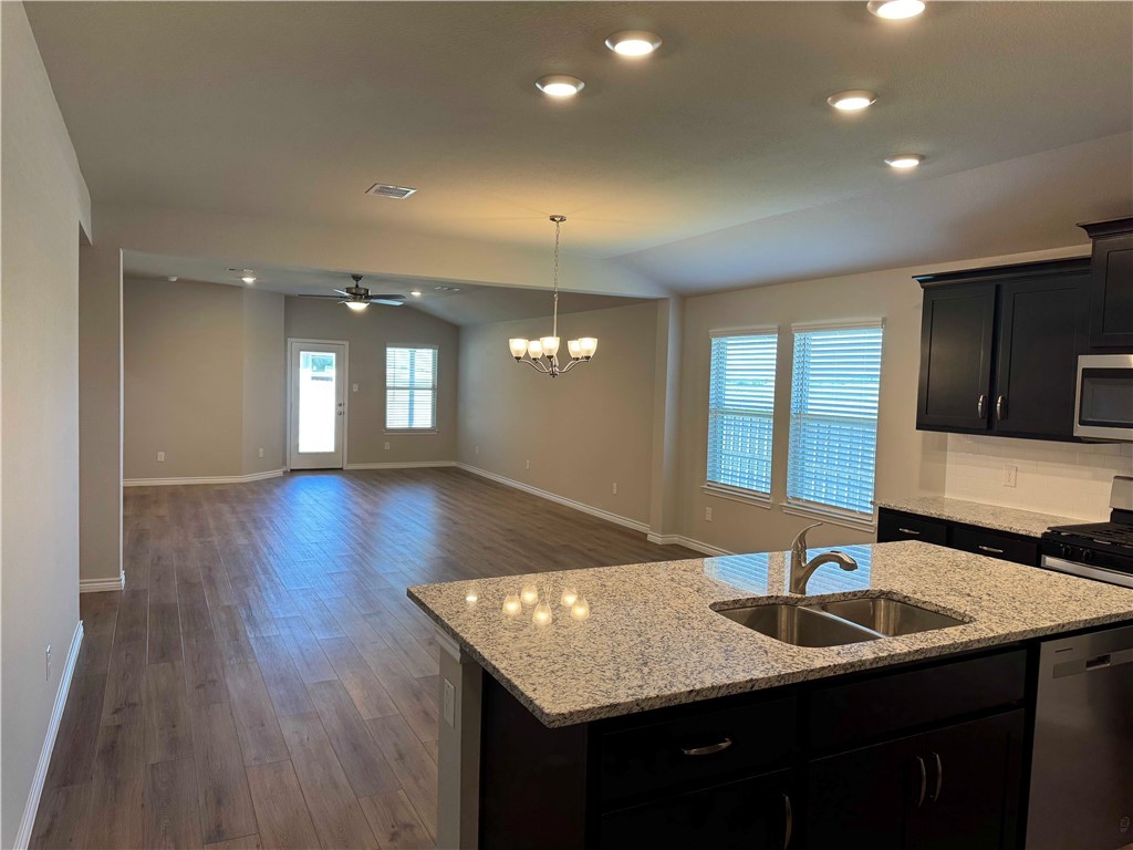 College Station, Texas 77845, United States, 4 Bedrooms Bedrooms, ,2 BathroomsBathrooms,Residential,Active,193056