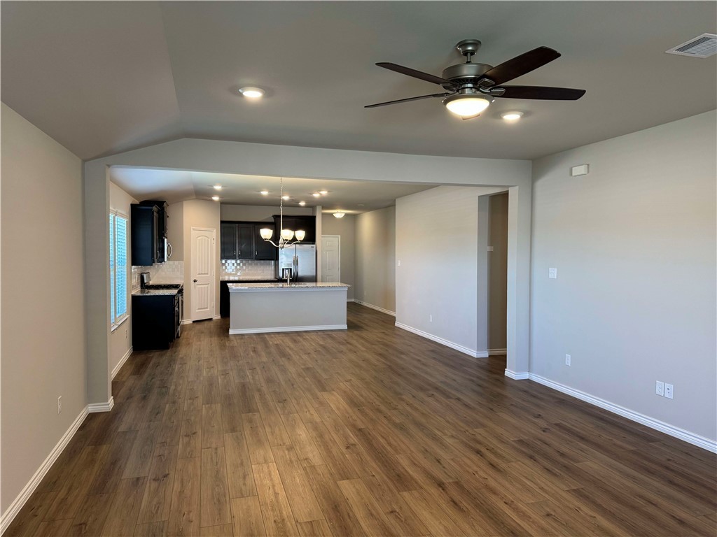 College Station, Texas 77845, United States, 4 Bedrooms Bedrooms, ,2 BathroomsBathrooms,Residential,Active,193056