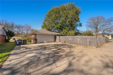Tiny photo for 1516 Southern Plantation Drive, College Station, TX 77845 (MLS # 26001047)