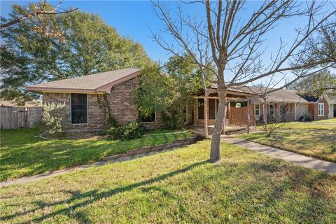 Tiny photo for 1516 Southern Plantation Drive, College Station, TX 77845 (MLS # 26001047)