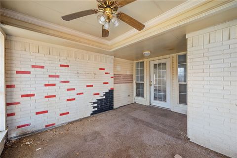 Tiny photo for 1516 Southern Plantation Drive, College Station, TX 77845 (MLS # 26001047)