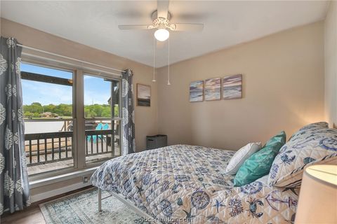 Tiny photo for 571 Lakeview Circle, Hilltop Lakes, TX 77871 (MLS # 26004219)