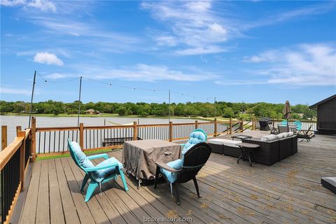 Tiny photo for 571 Lakeview Circle, Hilltop Lakes, TX 77871 (MLS # 26004219)