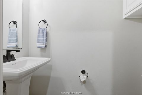 Tiny photo for 3006 Nobel Court, Bryan, TX 77808 (MLS # 26002645)