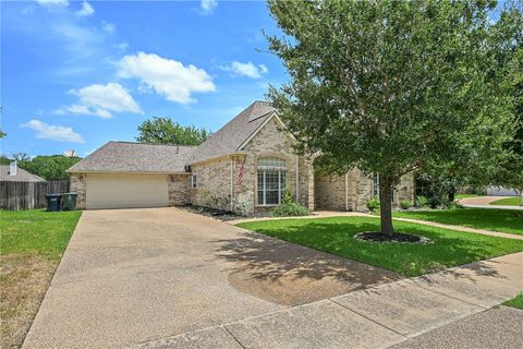 Tiny photo for 2107 Williams Way, Bryan, TX 77808 (MLS # 26009242)